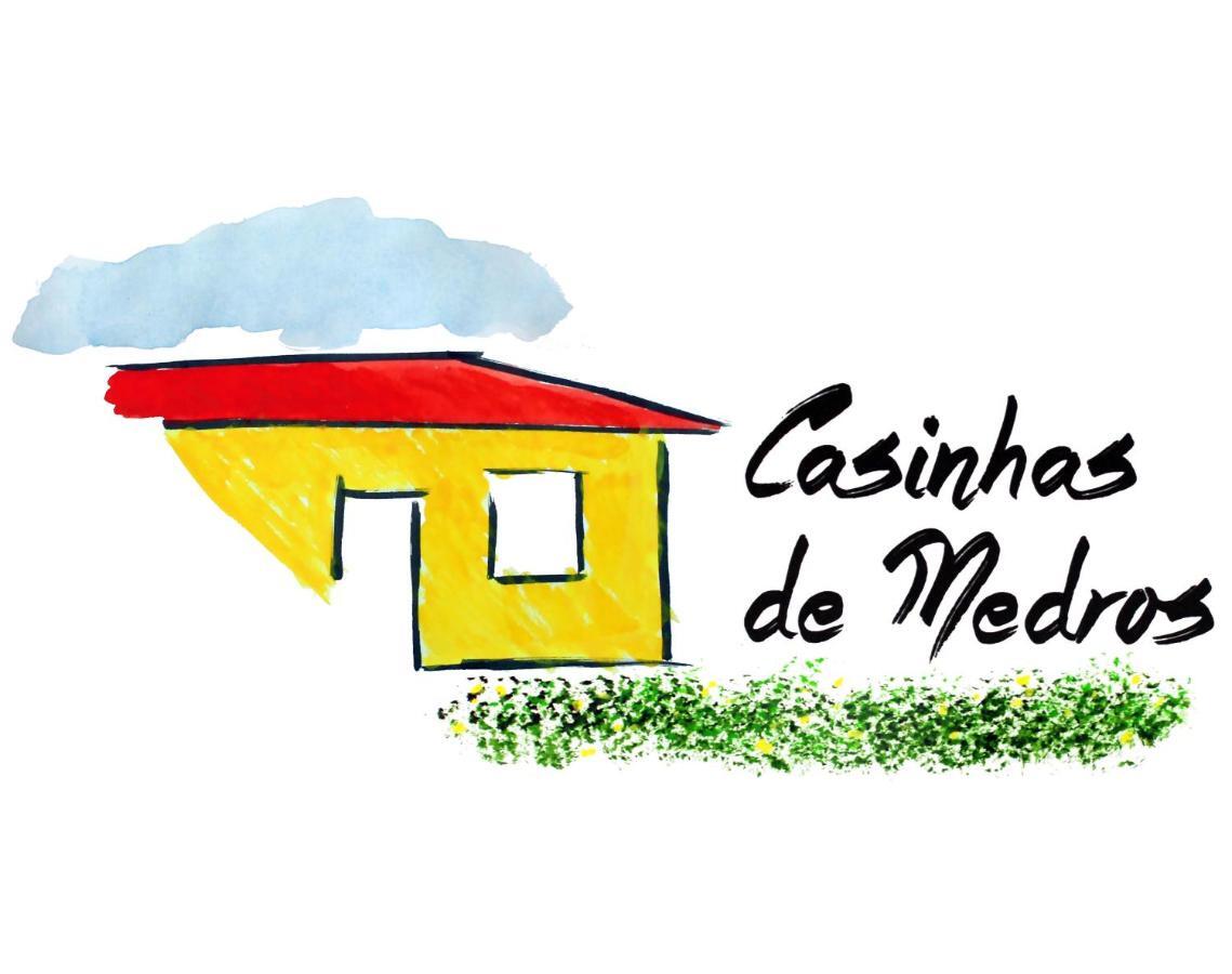 Casinhas De Medros Hébergement de vacances *